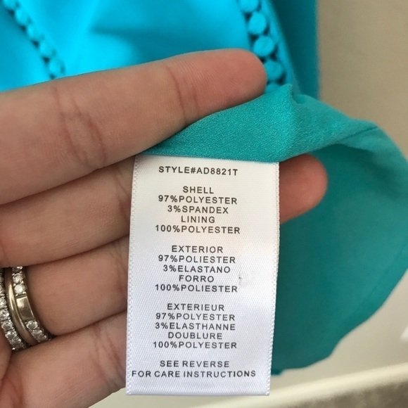 ARYN K V-Neck Flar Mini Dress - Picture 8 of 8